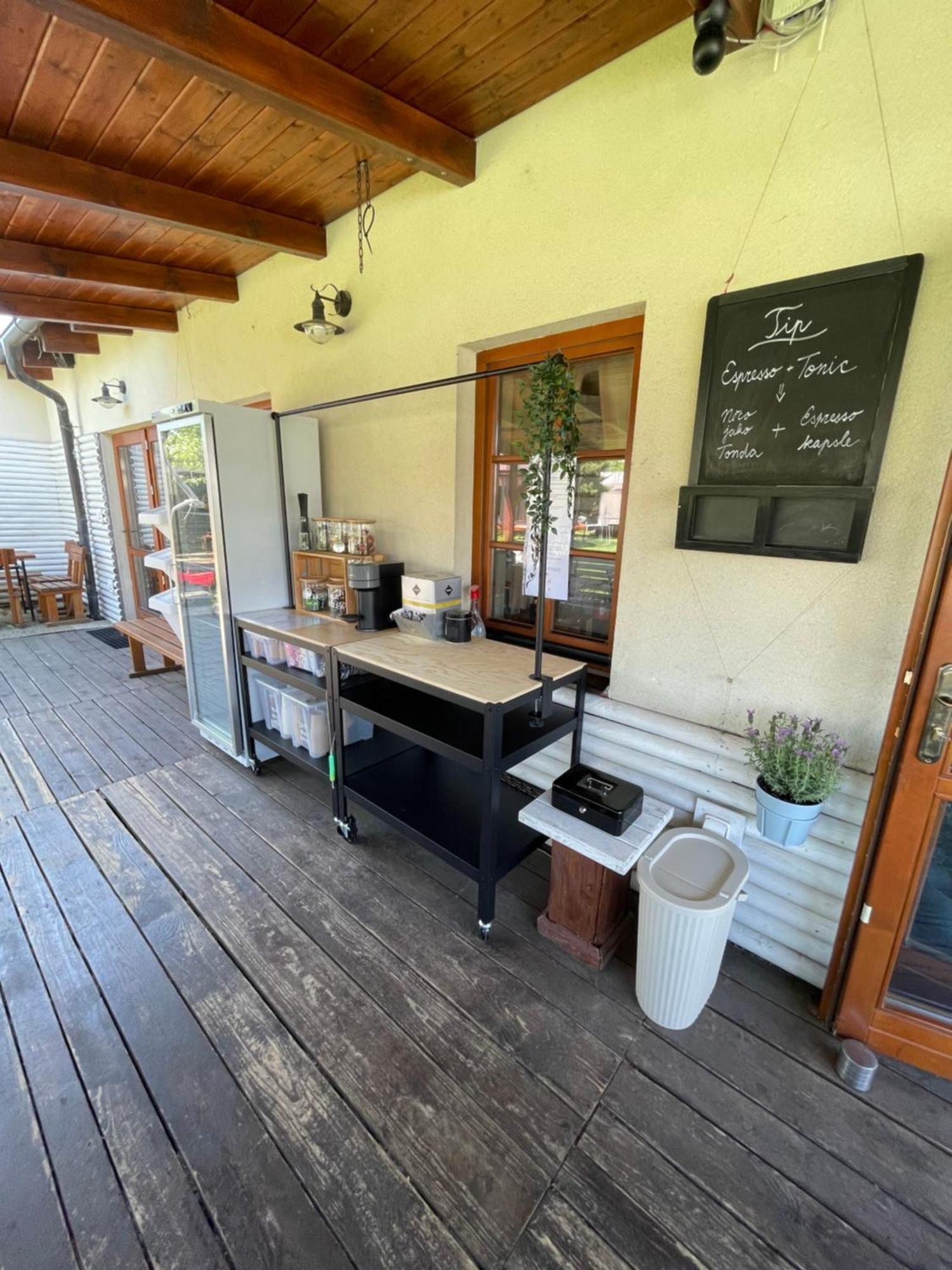 Camp Alpa Hotel Ostrovacice Ngoại thất bức ảnh