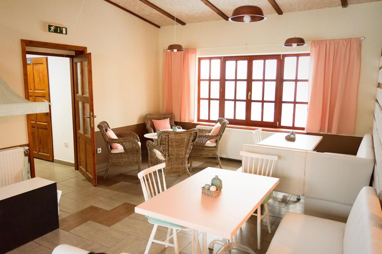 Camp Alpa Hotel Ostrovacice Ngoại thất bức ảnh
